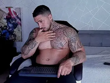 Stripchat Best live sex cam show of Cristian_Walker