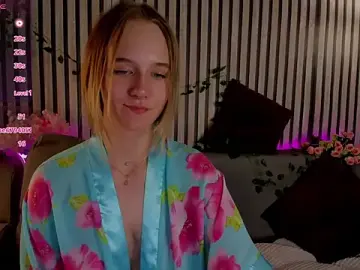 Stripchat Sex Cam of Casey_Sweeet