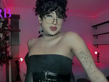 Stripchat Free Porn Cam of Heka_Prudence