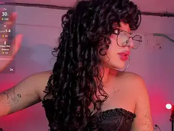 Stripchat Free Porn Cam of Heka_Prudence