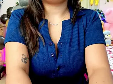 Stripchat Live Sex Cam of thyAnvi