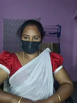 Stripchat Adult Webcams of Tamil_devagi
