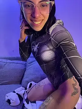 Stripchat Live Sex of Poison_Ivy_29
