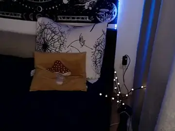 Stripchat Nude Webcam of AlienforTwenty