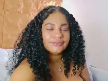 Stripchat Live Sex of Annie-Wolf