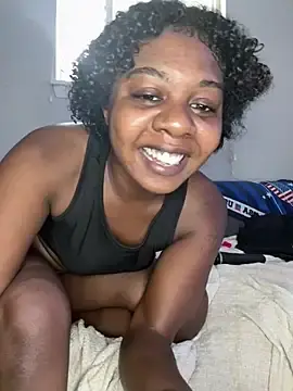 Stripchat Adult Webcams of Ebony_Queeen