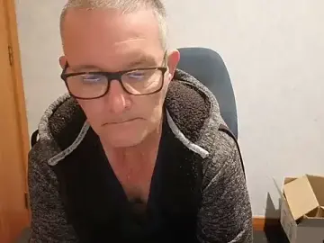 Stripchat Sex Cam of daddy_man