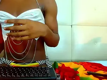 Stripchat Watch Live Sex Cams of ClarissaAdhams