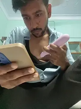 Stripchat Sex Cam of Theguyat12am