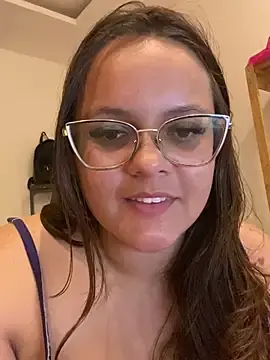 Stripchat Live Sex Cam of Laryssinha_69