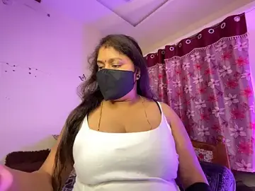 Stripchat Adult Webcam of LouleyRanii_Telugu