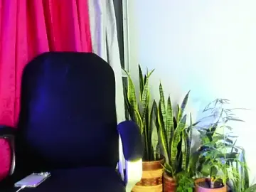 Stripchat Live Sex Cam of doll_celeste20