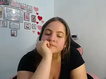 Stripchat Nude Webcam of Kloe_Gianna