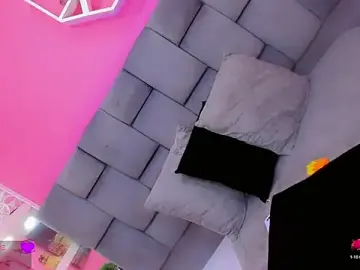 Stripchat Live Sex Cam of Michelle_San