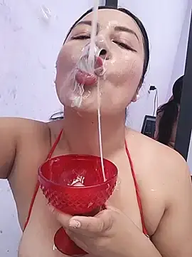 Stripchat Free Live Porn of camila_hot_05