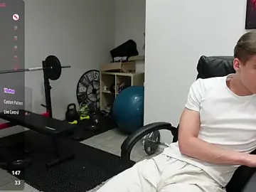 Stripchat Live Sex Cam of David_Heath