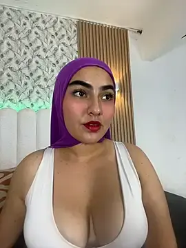 Stripchat Free Live Porn of Malika_Noor