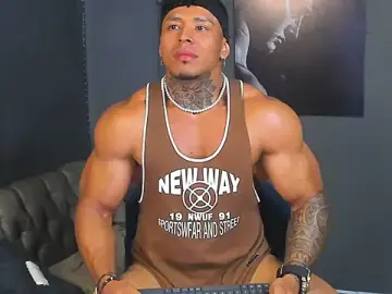 Stripchat Free Porn Cam of bradley_smith