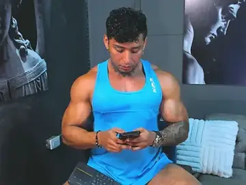 Stripchat Free Live Porn of bradley_smith