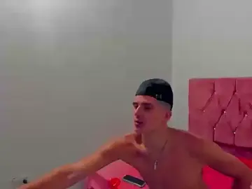 Stripchat Adult Webcam of elvis_luciano