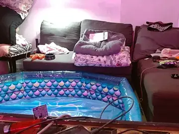 Stripchat Nude Webcam of watermellonpussy