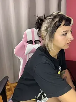 Stripchat Live Sex of RebelKitty_