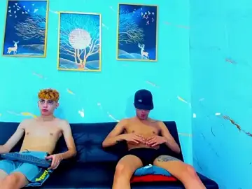 Stripchat Live Sex Cam of Anthony_little