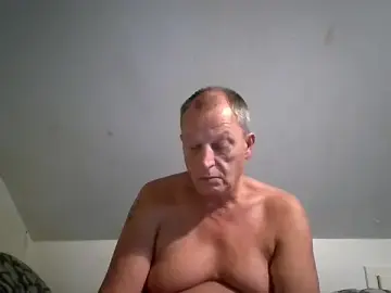 Stripchat Adult Webcams of chubbybear2cum