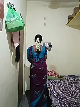 Stripchat Free Live Porn of Kavya5500
