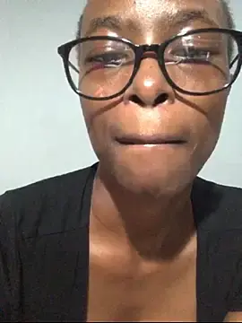 Stripchat Sex Cam of sweetvirgosoul23