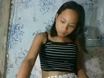 Stripchat Live Sex Cam of Asianpinay_Skinny1818