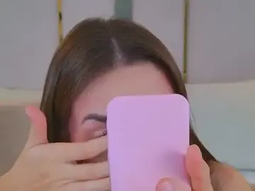 Stripchat Nude Webcam of BellaHalles