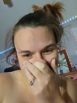 Stripchat Watch Live Sex Cams of queenpeaches121