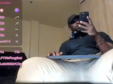 Stripchat Free Live Porn of thomas_santtos1