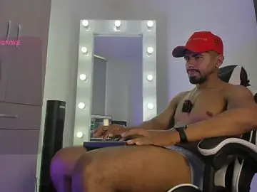 Stripchat Watch Live Sex Cams of Noah_blackmen