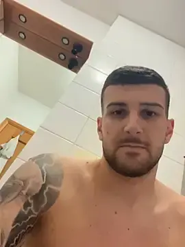 Stripchat Best Webcam of davide__05