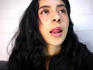 Stripchat Live Porn of Alyssa_jones
