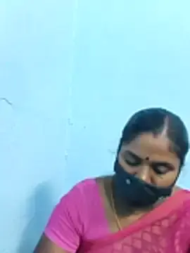 Stripchat Nude Webcam of Tamil-Nandhini