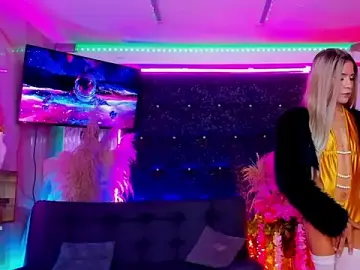 Stripchat Free Porn Cam of Queens_Wonders_Blonders