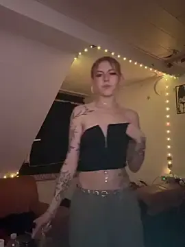 Stripchat Free Porn Cam of Lina-420