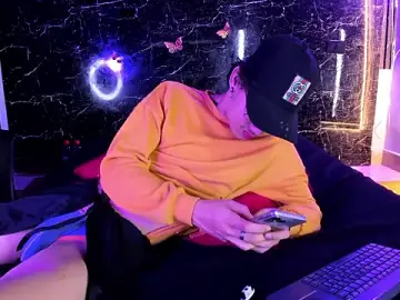 Stripchat Private Sex Chat of Adrian_Wolf