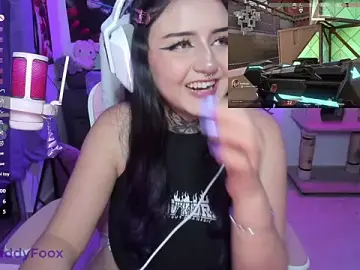 Stripchat Best live sex cam show of MaddyFooxx
