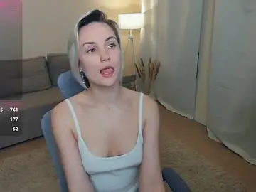 Stripchat Best live sex cam show of SerinaUllman