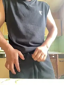 Stripchat Live Sex of Llovlyboyyyy12