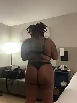 Stripchat Live Sex Cam of Goddess_Nafeesha