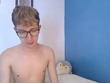 Stripchat Sex Chat of Erick_Taylor3