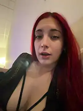 Stripchat Live Sex Cam of sexymelli18