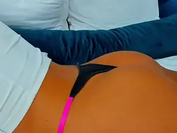 Stripchat Free Live Porn of AprilWong