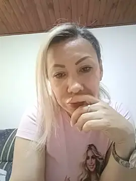 Stripchat Best Webcam of coral_smitth