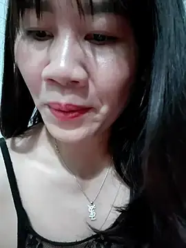 Stripchat Nude Webcam of Singlemom69xx